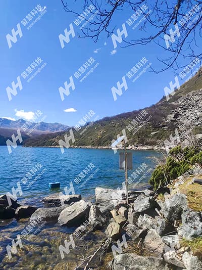 成都某仪器公司-水质监测站&自动气象站