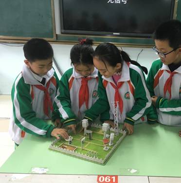 迎接世界气象日 “智慧气象”进校园